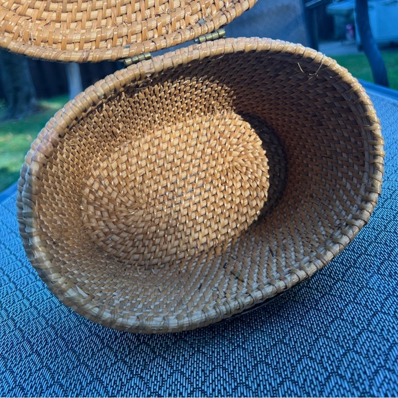 Vintage Basket Bucket Purse. Asian basket with Koi Fish Clasp from 1950’s - Picture 4 of 13